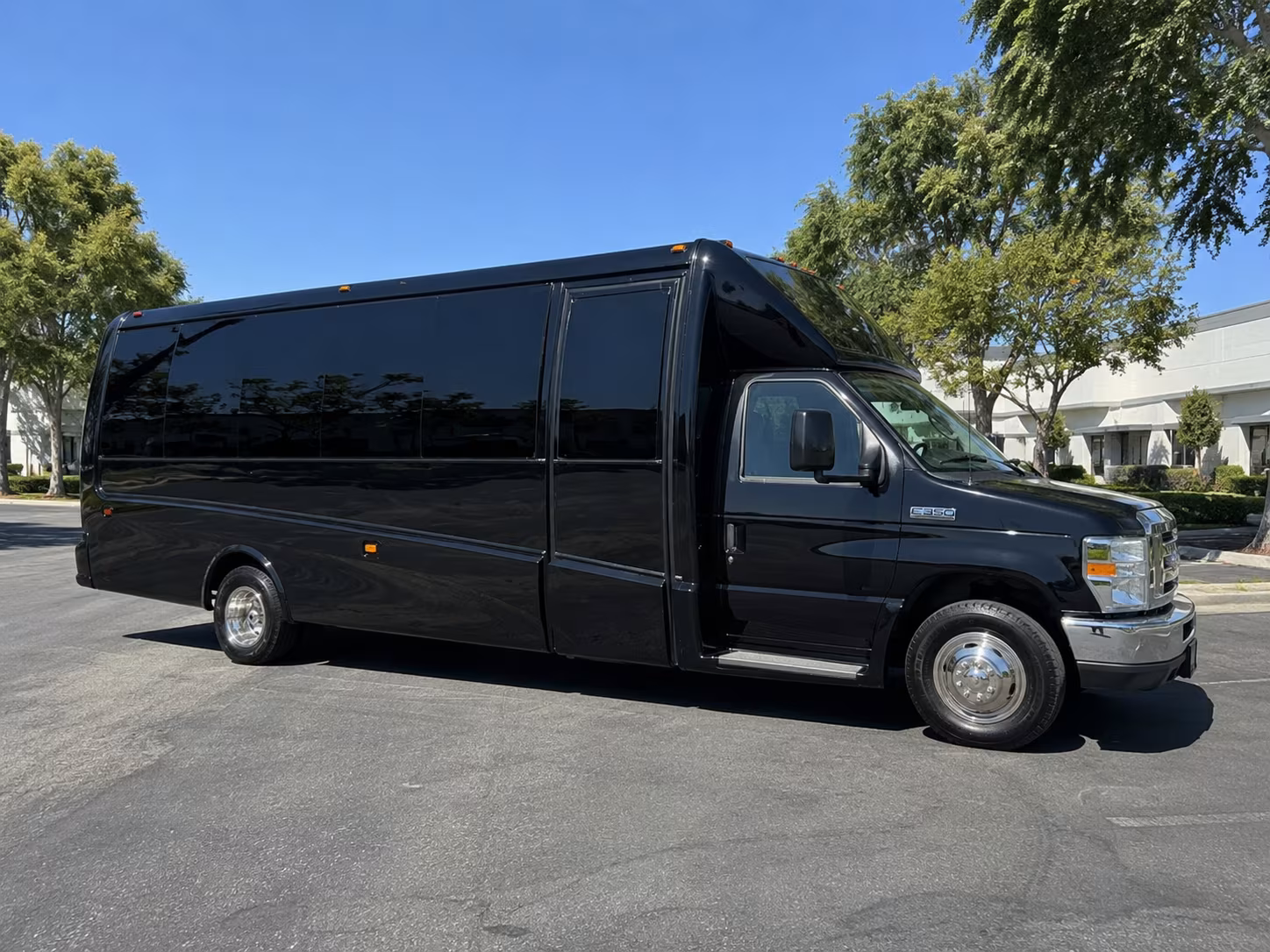 lewisville corporate retreat shuttle bus rentals