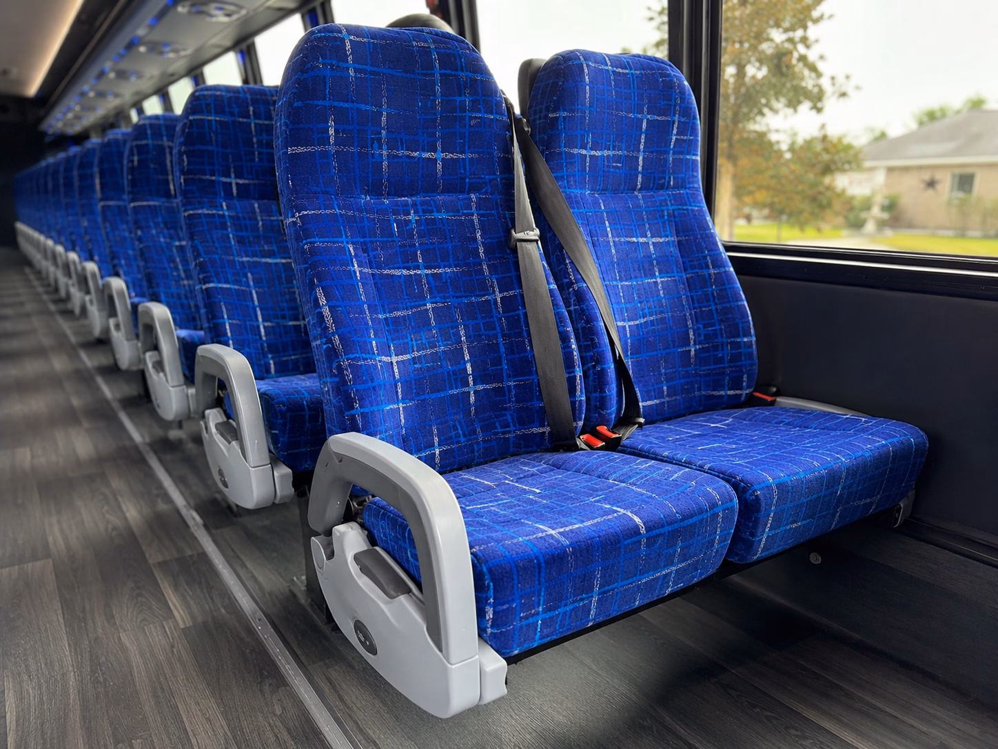private charter buses for layovers in lewisville