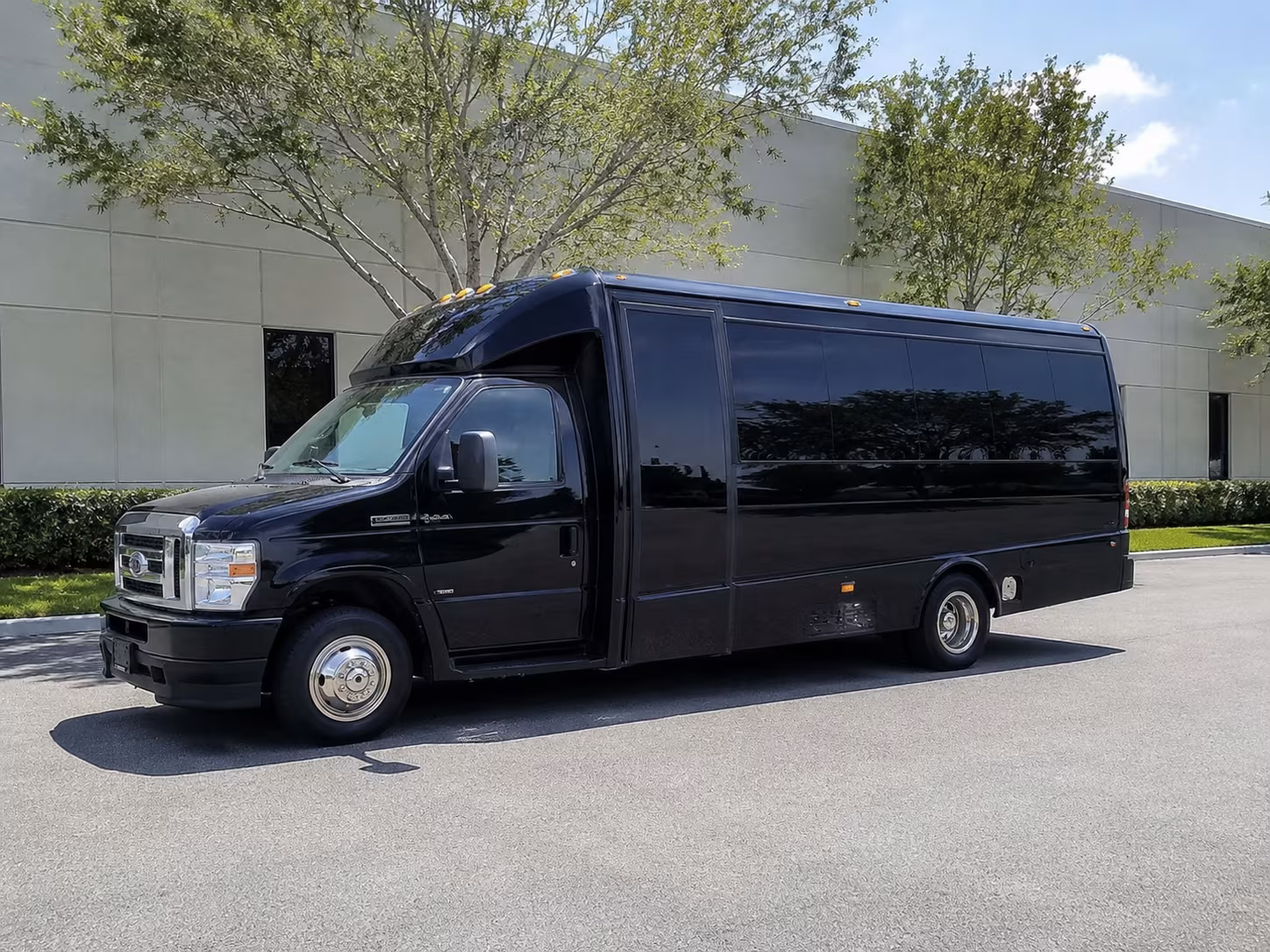 rent a field trip bus to lewisville museums and science centers